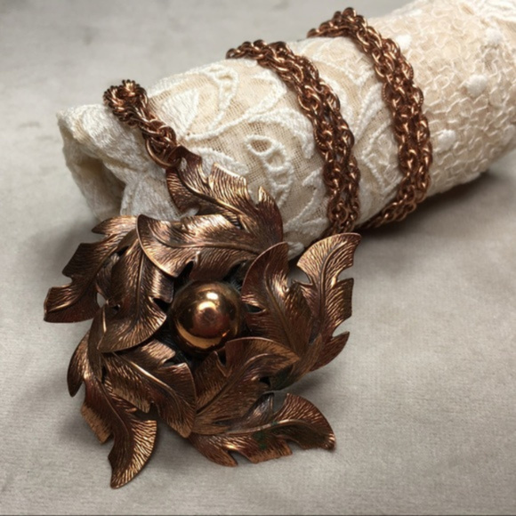 Vintage Jewelry - Vintage 60s Bell Copper Flower Necklace Vintage Jewelry - Vintage 60s Bell Copper Flower Necklace